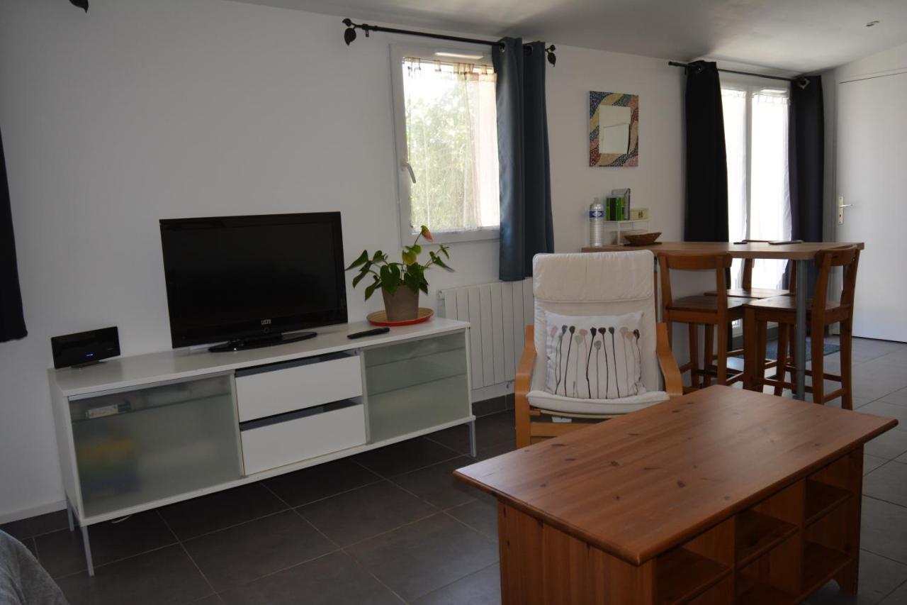 Grand Studio Independant Avec Jardin Goussainville  Εξωτερικό φωτογραφία